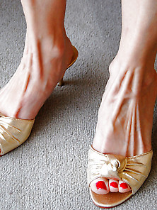 Mature Sexy Feet And High Heel.