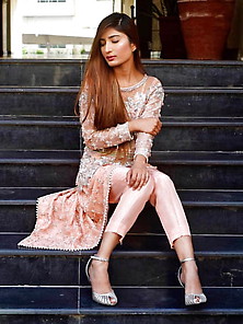 Gorgeous Paki Beauty Zainab A