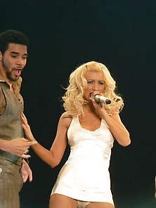 Christina Aguilera Hot!