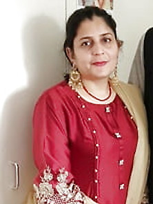 Desi Aunty Milf Sumeera
