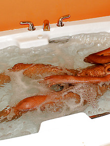 Ebony Bitch Enjoying A Hot Bath