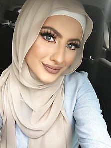 Stunning Hijabi Beauty Yasmin J From Syd